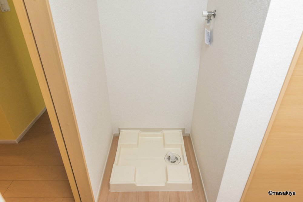 フリーデの洗面所|室内洗濯機置き場