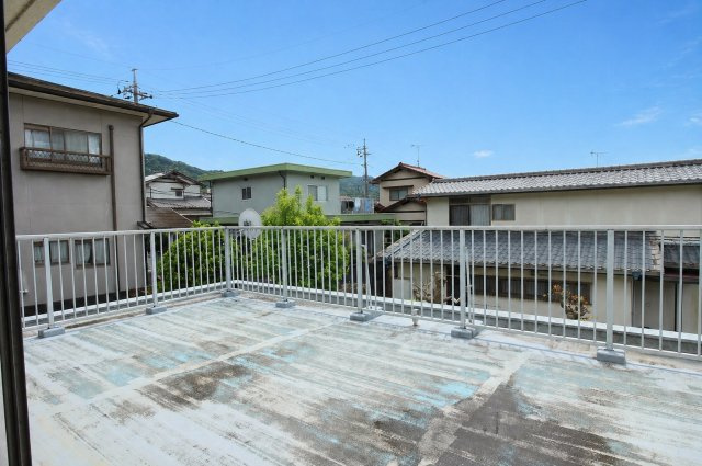 安佐北区倉掛3丁目のバルコニー|2階の広いバルコニー☆