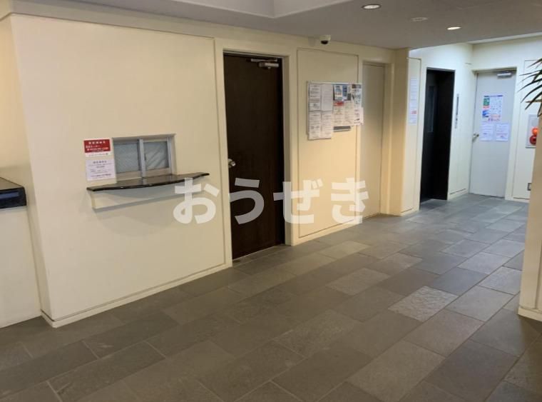 目黒区自由が丘３丁目の賃貸マンションのロビー