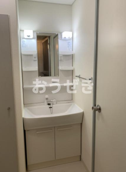 目黒区自由が丘３丁目の賃貸マンションの独立洗面台