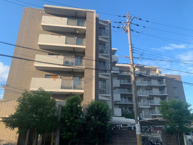ファインフラッツ山科音羽の外観