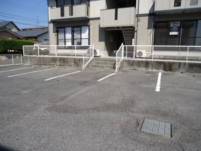 【駐車場】 | セジュール瀬戸A棟