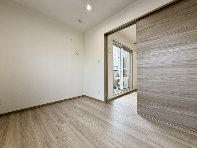 グランデ折尾の洋室|1号室type