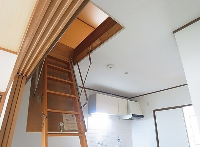 モントレ南五葉のその他|大きな屋根裏収納スペース