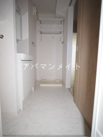 【設備】 | メゾンドCWⅡ | 脱衣所に洗濯機置き場があります