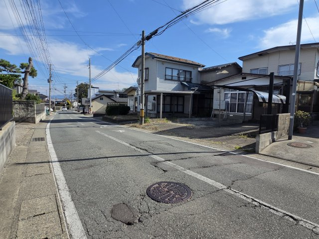 新屋船場町売地の周辺|前面道路約5.7メートルの秋田市道です