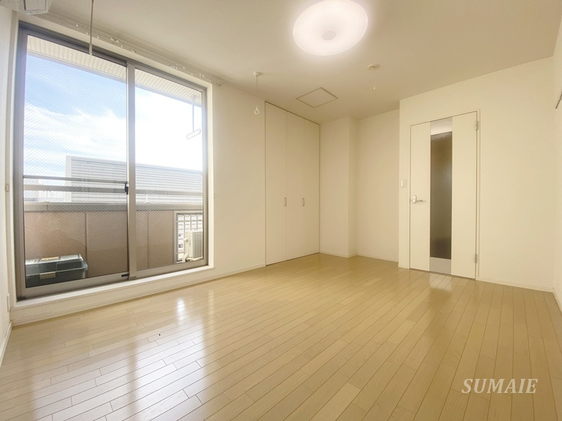 エシール中十条の外観|綺麗な外観が特徴の3階建て☆