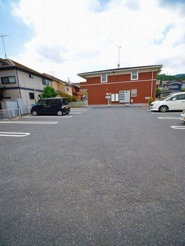 駐車場完備です