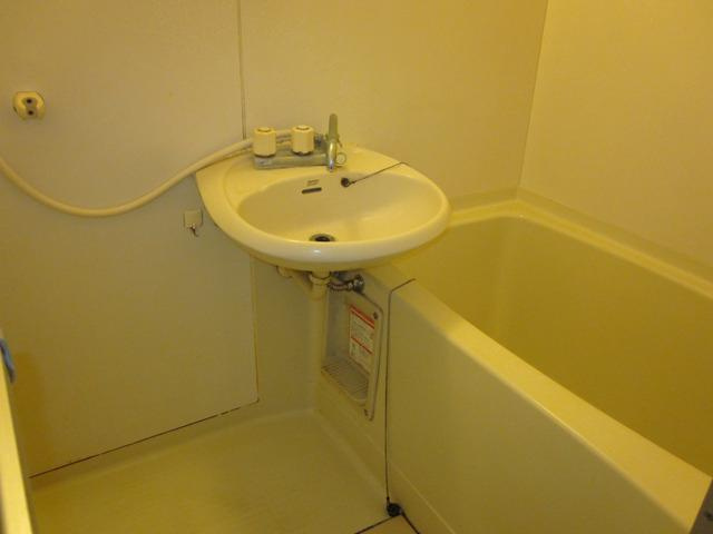 ゆったり過ごせるお風呂です