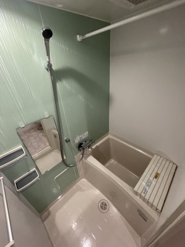 日々の疲れを癒すお風呂付です