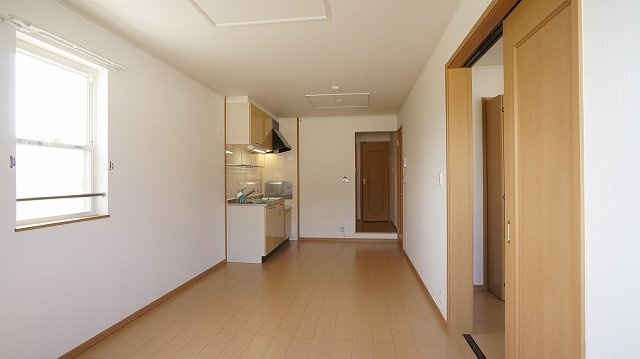 こちらのリビングで趣味の時間をお楽しみください