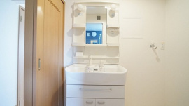 コンパクトで使いやすい洗面所