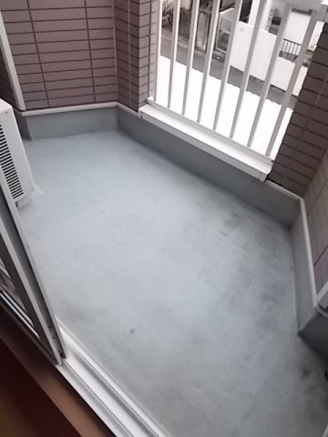 外からの目が気にならないバルコニーで洗濯物が干せます