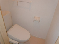 清潔感のあるトイレです