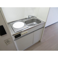 コンパクトなキッチンで掃除もラクラク