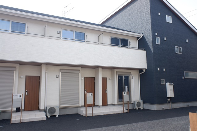 ロアジール下北沢　Ｂ棟の外観|B棟側