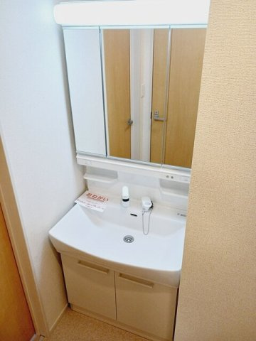 コンパクトで使いやすい洗面所