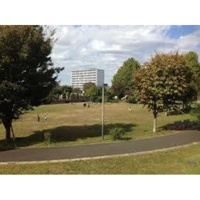 公園「北区中央公園まで829m」