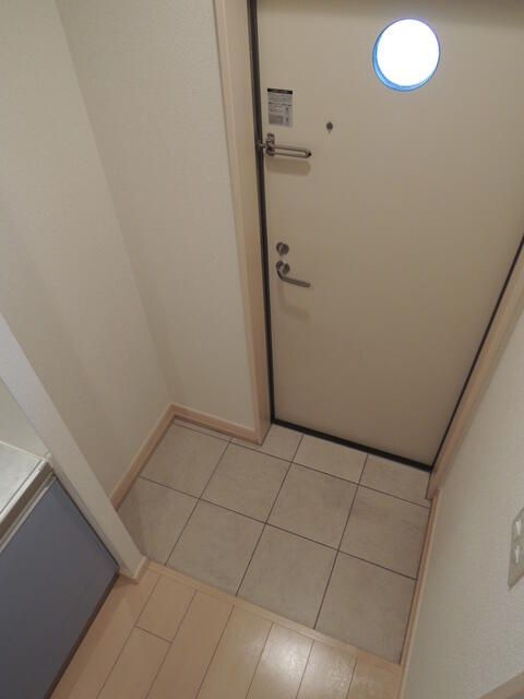 Ｂキャッスル東大宮の玄関