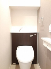 シンプルで使いやすいトイレです