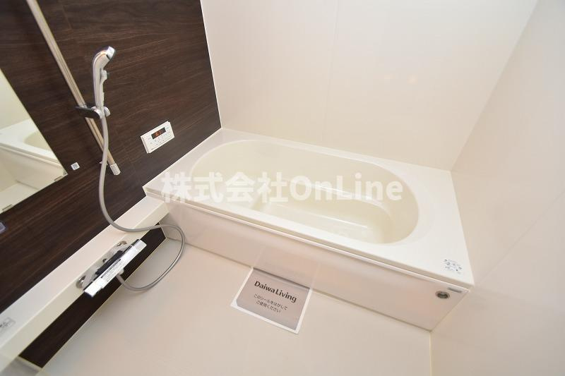 東大阪市御厨中１丁目のアパートの浴室