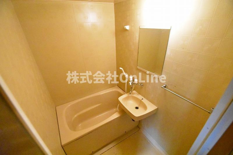 東大阪市大蓮東１丁目の賃貸マンションの浴室
