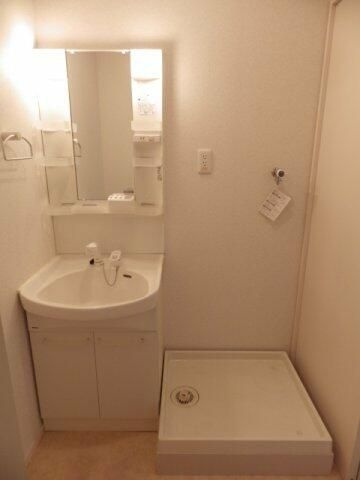 エシール中十条の洗面所