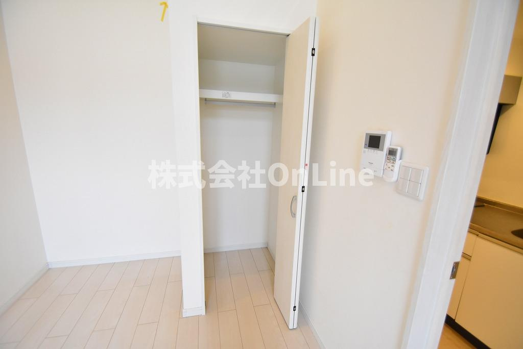 東大阪市寿町３丁目のアパートの収納