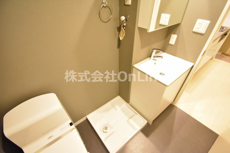 東大阪市小若江１丁目のアパートの洗面所