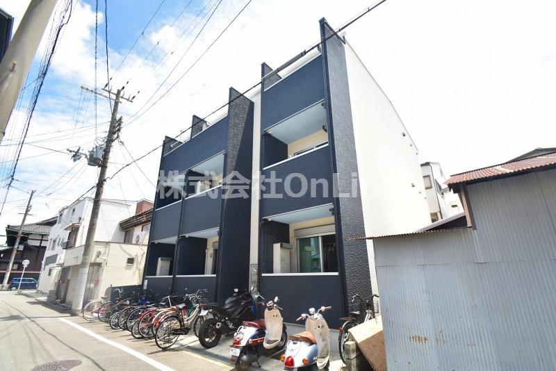 大阪市生野区小路東１丁目のアパートの外観