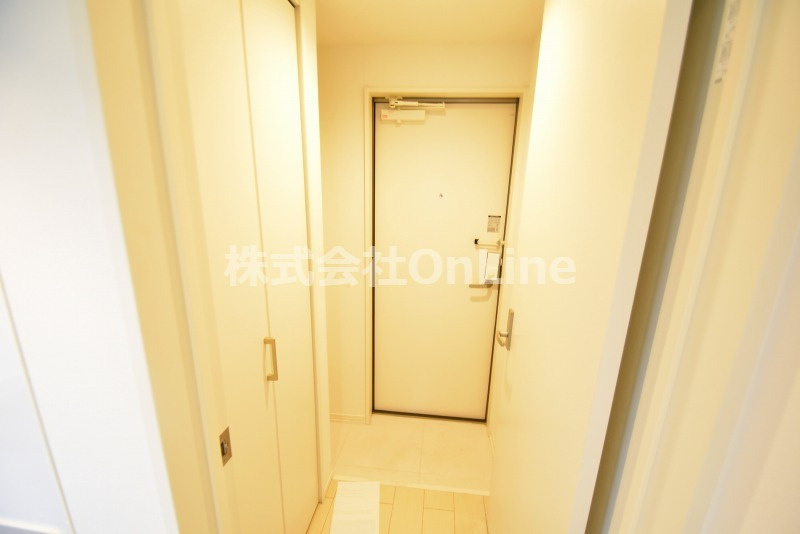 大阪市生野区小路東１丁目のアパートの玄関