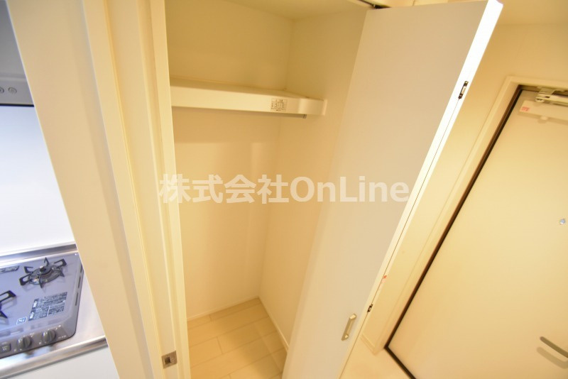 大阪市生野区小路東１丁目のアパートの収納