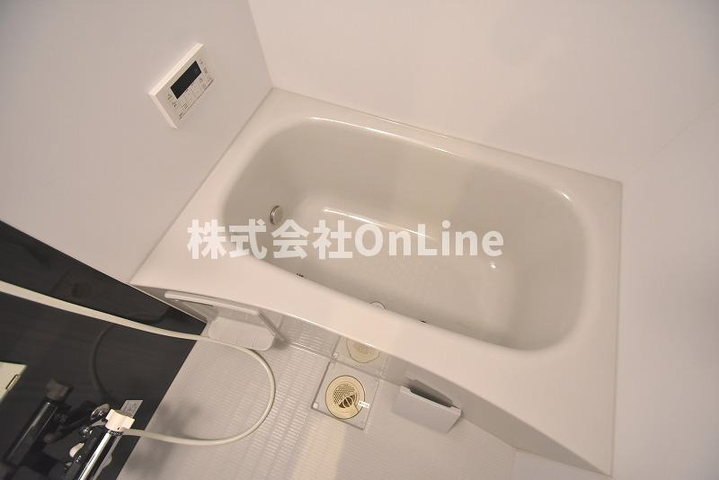 東大阪市大蓮北４丁目のアパートの浴室