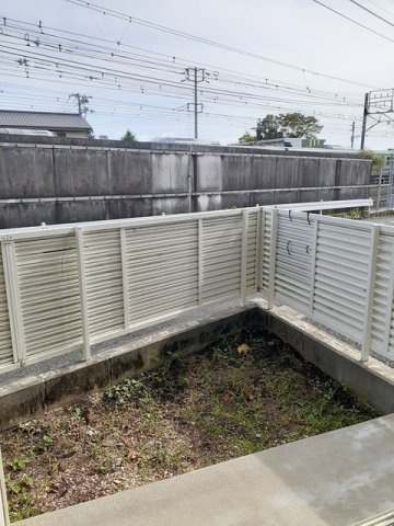 お庭の付いた物件です