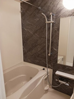 ゆったり過ごせるお風呂です