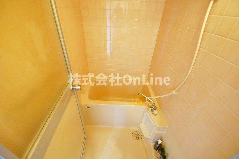 東大阪市渋川町２丁目の賃貸マンションの浴室