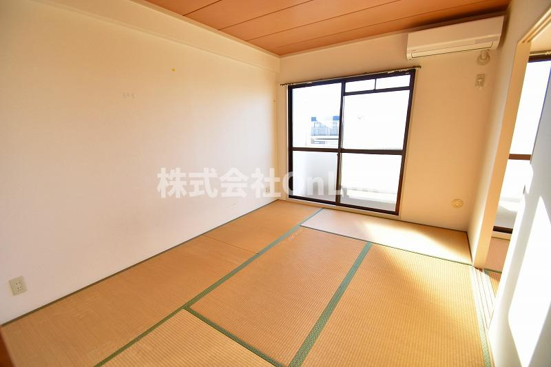東大阪市御厨東２丁目の賃貸マンションの寝室