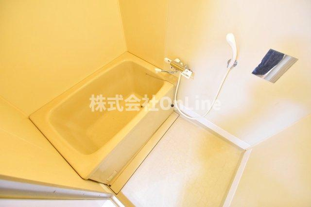 東大阪市御厨東２丁目の賃貸マンションの浴室