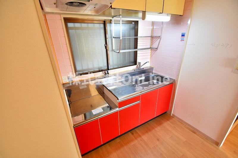 東大阪市御厨東２丁目の賃貸マンションのキッチン