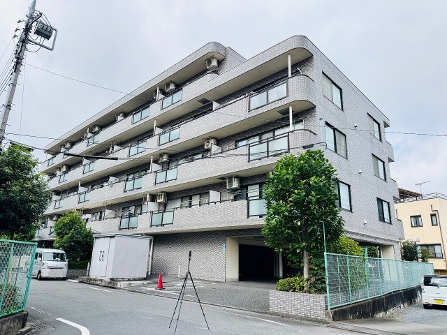 グレンモアスワＢ館の外観|～内装フルリノベ中マンション　スーパー・ドラッグストア徒歩6分～