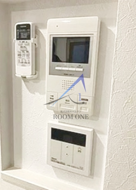 プランドール南小岩のセキュリティ|モニター付きインターホンです。