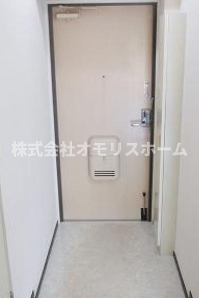 多摩リバビューマンションの玄関|参考