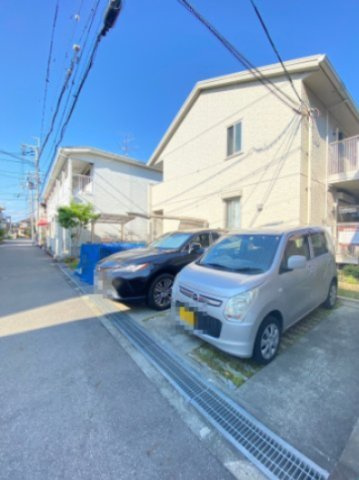 【駐車場】 | ヘルト・シュトラーセ