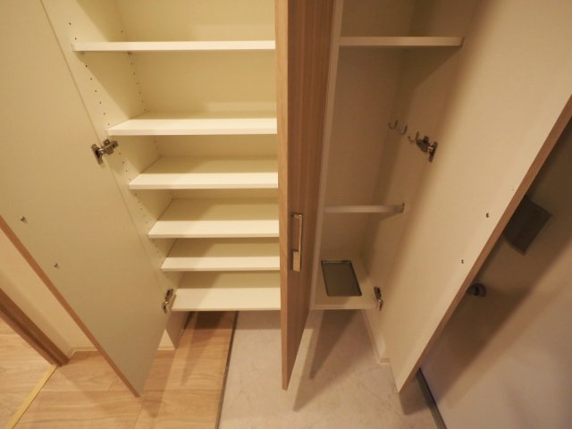 ミラージュパレス新梅田Cieloの収納