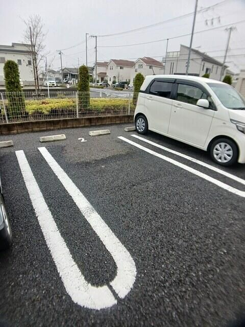 プロムナードの駐車場