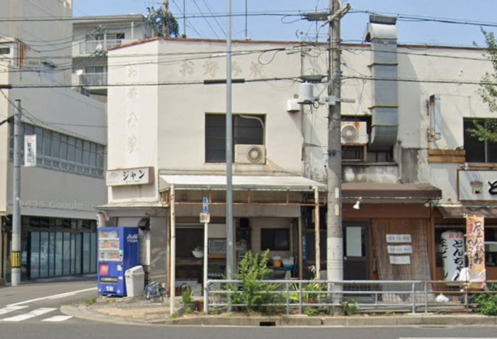 萱場１丁目貸店舗の外観