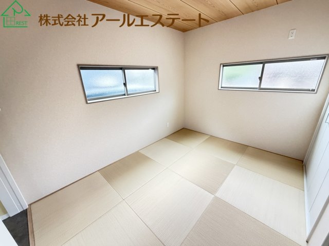 姫路市広畑区小坂　　　JR「はりま勝原駅」徒歩6分の和室
