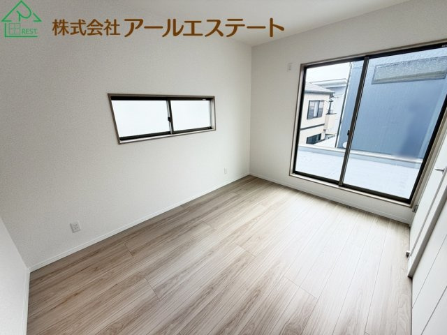 姫路市広畑区小坂　　　JR「はりま勝原駅」徒歩6分の寝室
