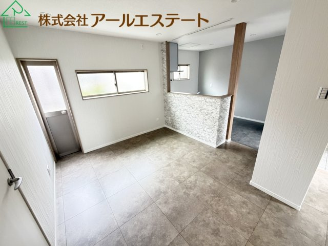 姫路市広畑区小坂　　　JR「はりま勝原駅」徒歩6分の居間・リビング