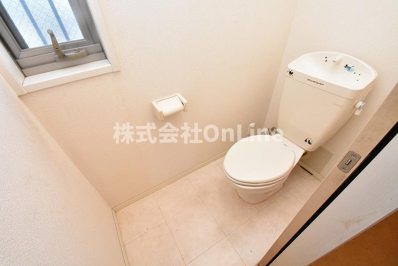 東大阪市西岩田１丁目のアパートのトイレ